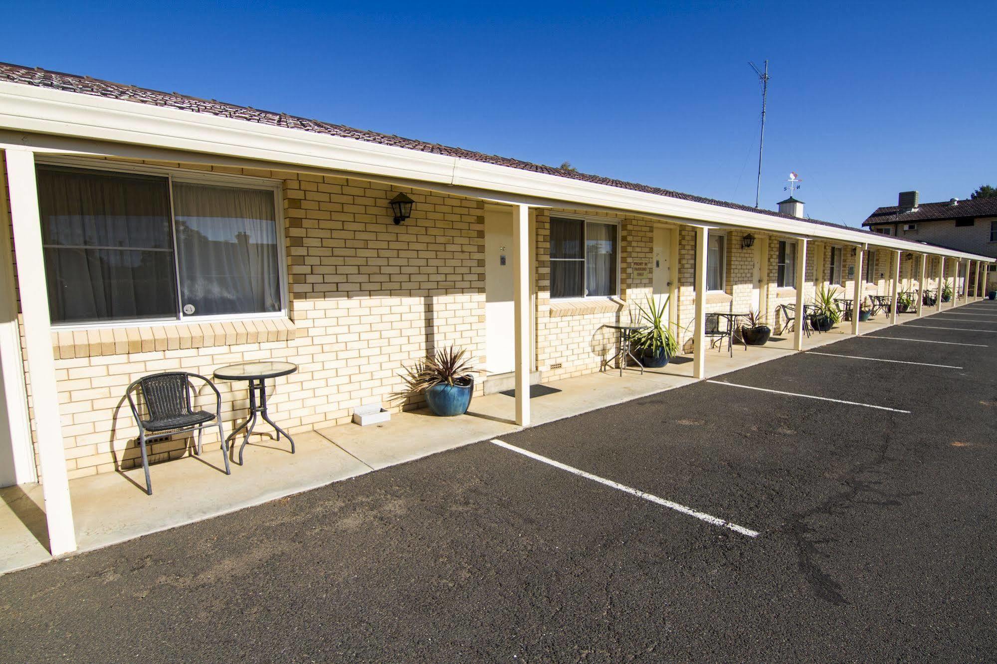 Green Gables Motel Dubbo Exteriér fotografie