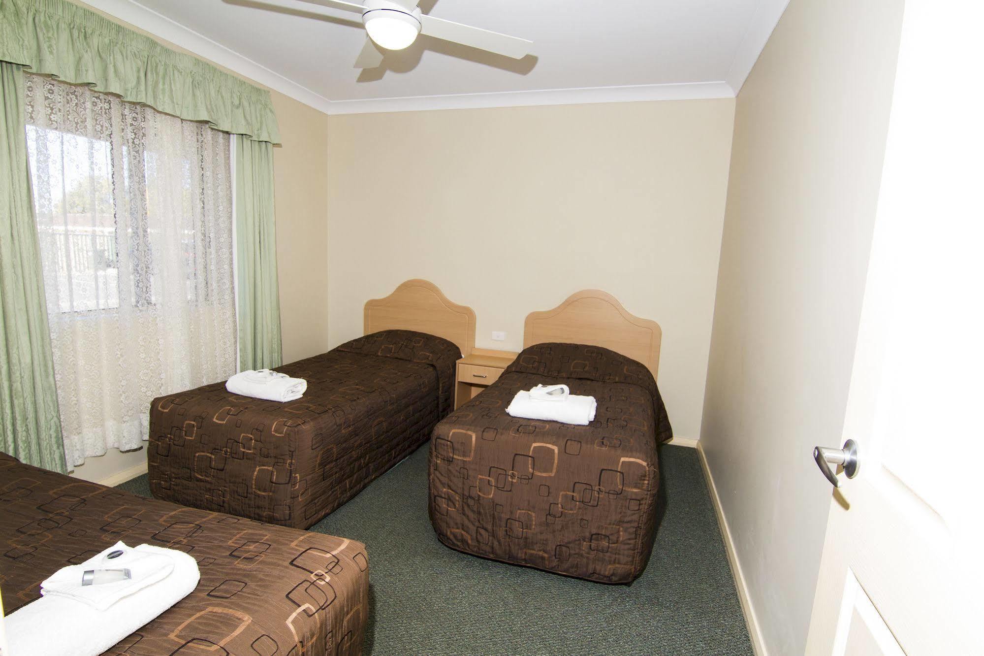 Green Gables Motel Dubbo Exteriér fotografie